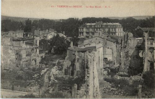 Verdun sur Meuse - La Rue Mazel