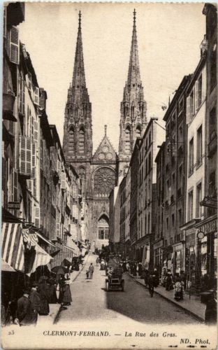 Clermont Ferrand - La Rue des Gras