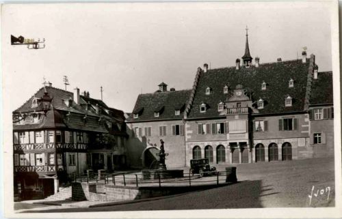 Barr - Place de l Hotel de Ville