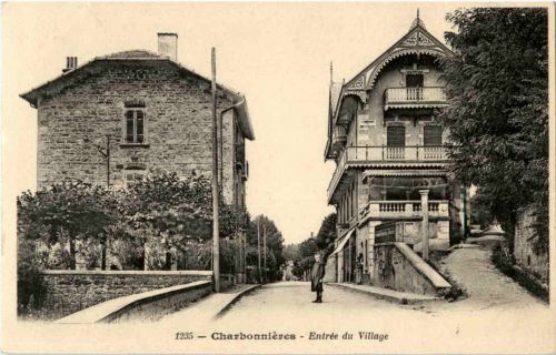 Charbonnieres - Entree du Village