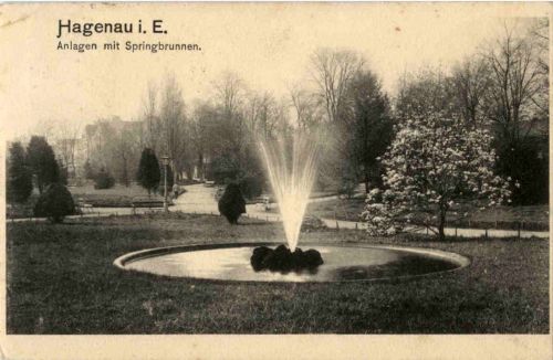 Hagenau - Anlagen mit Springbrunnen