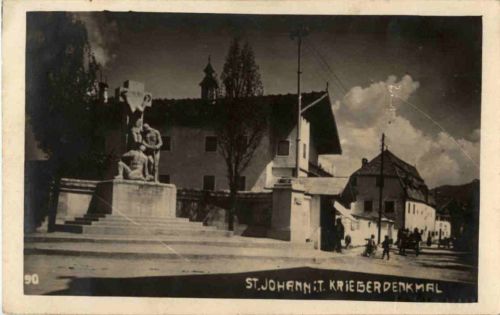 St. Johann - Kriegerdenkmal