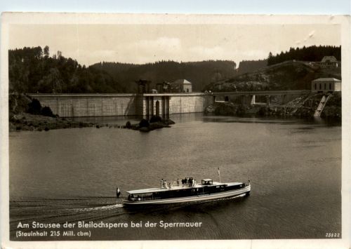Die Bleilochsperre, am Stausee bei der Sperrmauer