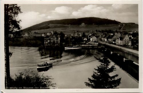 Saalburg, am Stausee