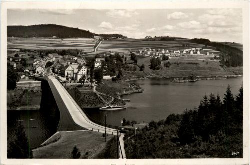 Saalburg, Blick auf die Stadt und den Stausee