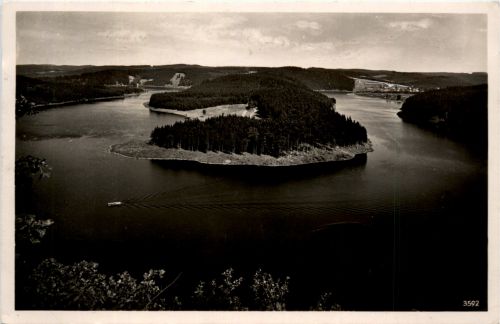 Die Saaletalsperre, An den Ufern des Stausees, Rundblick vom Heinrichste