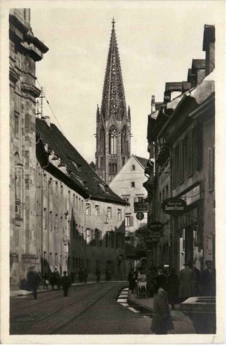 Freiburg i.Br., Bertholdstrasse und Universität
