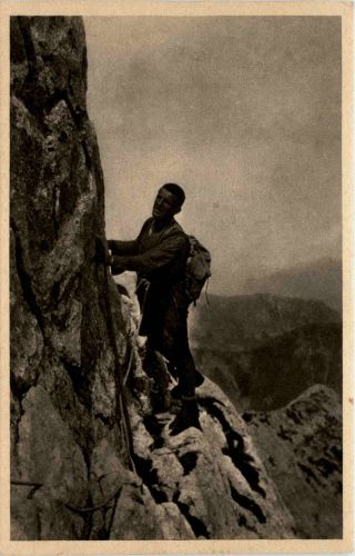 Klettern im Fels, auf dem Band. östl Hochgrubachspitze, Kaiser