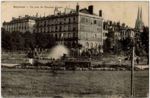 Bayonne - un coin du Nouveau Square