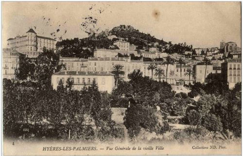 Hyeres - Vue generale de la vielle Ville