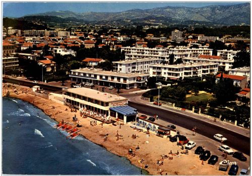 Six Fours Plage - La Plage