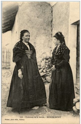 Costumes Montaimont