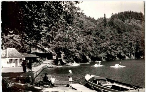 L Auvergne - Le Lac Pavin