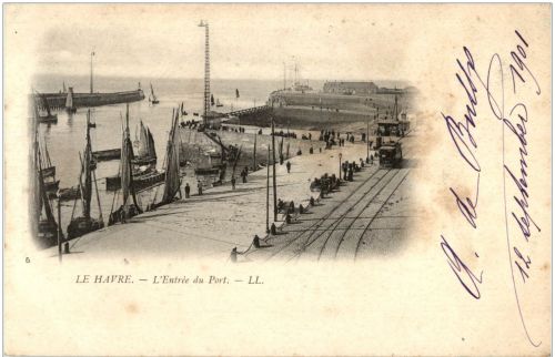 Le Havre - L Entree du Port