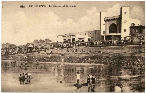 Dieppe - Le Casino et la Plage