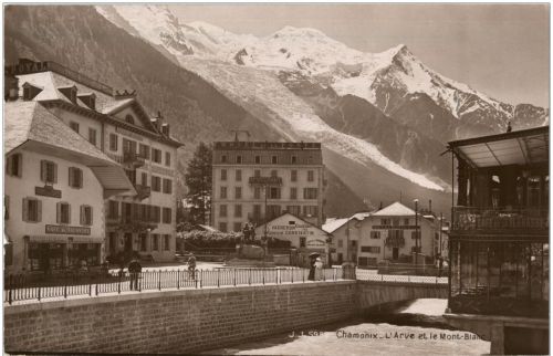 Chamonix - L Arve et le Mont blanc