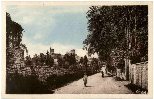 Morestel - Entree du Village