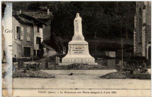 Vinay - Le Monument aux Morts inaugure le 2 juin 1923