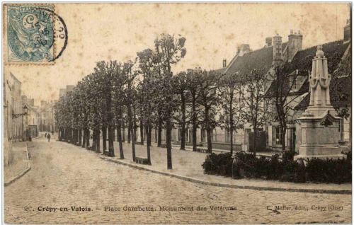 Crepy en Valois - Place Gambetta