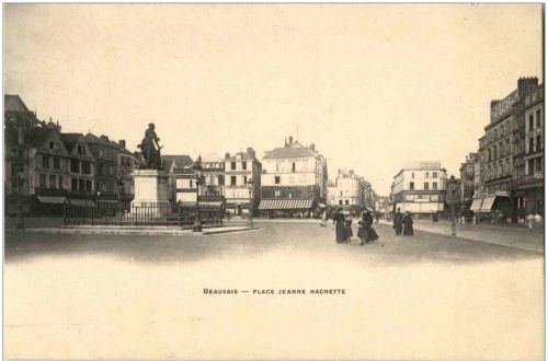 Beauvais - Place Jeanne Hachette