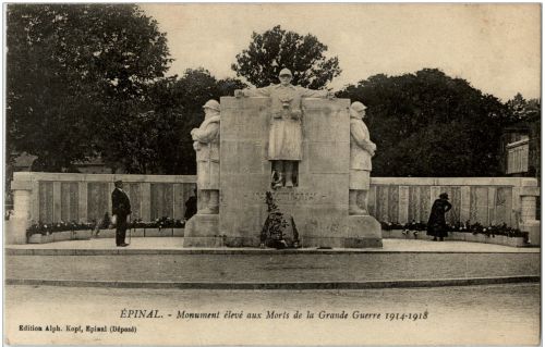 Epinal - Monument eleve aux Morts