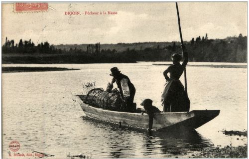 Digoin - Pecheur a la Nasse