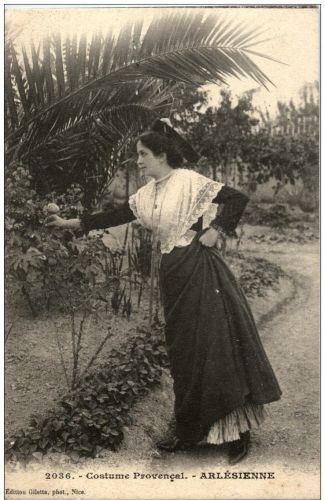Arles - Costumes