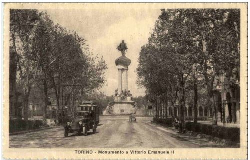 Torino - Monumento a Vittorio Emanuele II