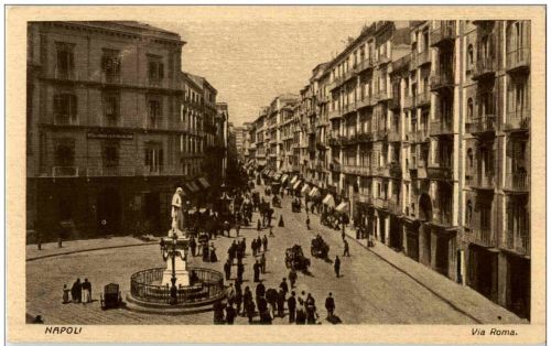 Napoli - Via Roma