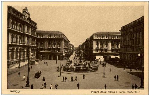 Napoli - Piazza della Borsa