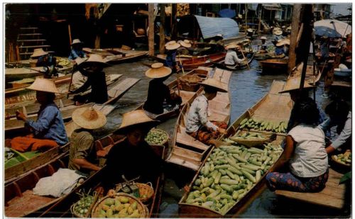 Dhonburi - Wad Sai Floating Market