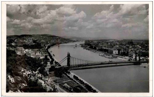 Budapest - Vue du mont st Gerard