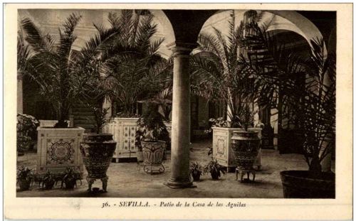 Sevilla - Patio de la Casa de las Aguilas
