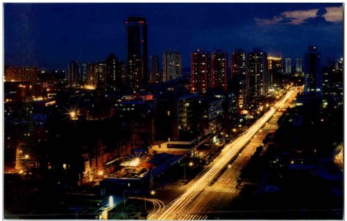 At night Shenzhen