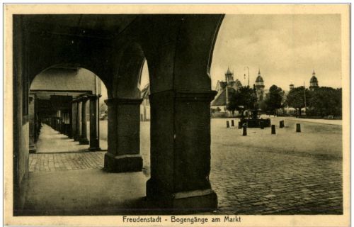 Freudenstadt - Bogengänge am Markt