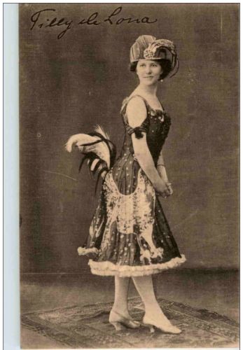 Tilly de Lona