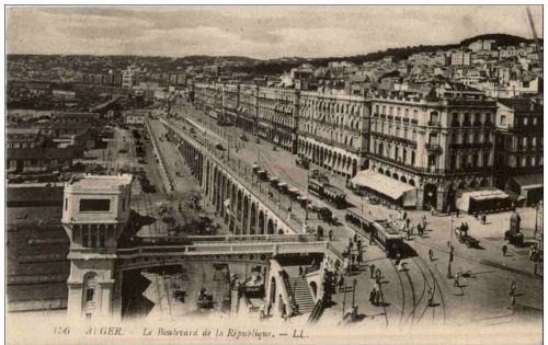 Alger - Boulevard de la Republique