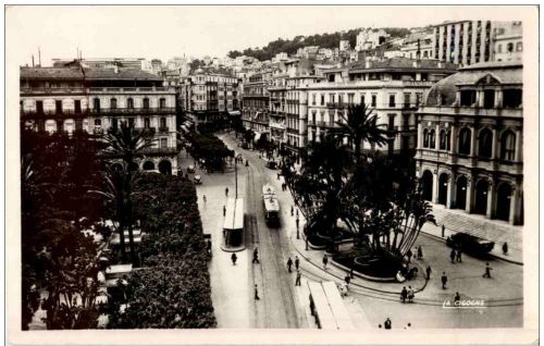 Alger - Place de la Republique