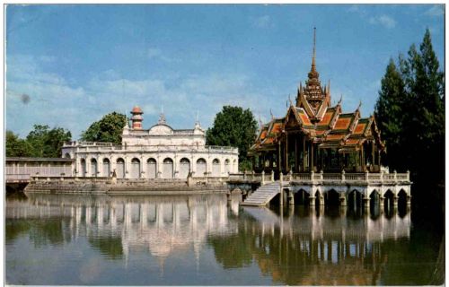 Aisawan thipya at Pavilion