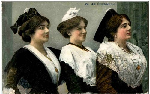 Arlesiennes