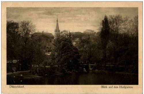 Düsseldorf - Blick auf den Hofgarten