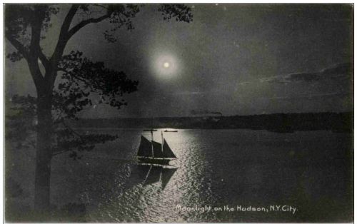 New York - Moonlight on the Hudson