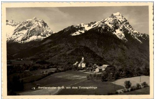 Vorderstoder mit dem Totengebirge