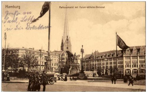 Hamburg - Rathausmarkt mit Kaiser Wilhelm denkmal