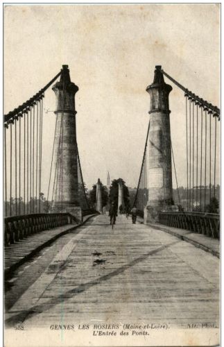 Gennes -L Entree des Ponts
