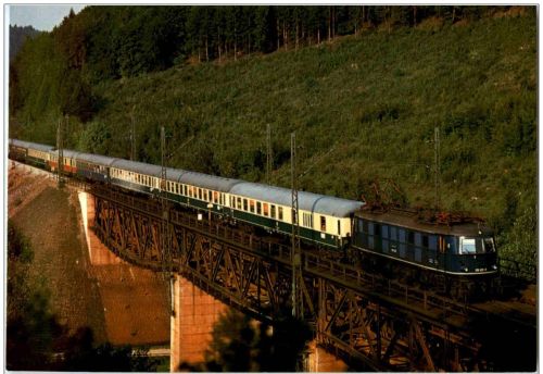 Elektro Schnellzuglokomotive