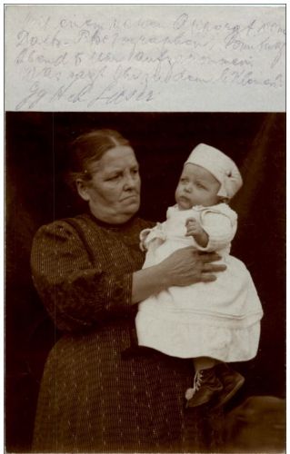 Frau mit Baby