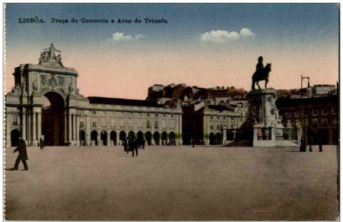 Lisboa - Praca do Comercio e Arco do Triunfo