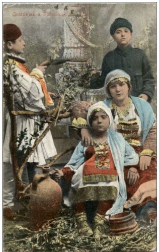 Costumes a Salonique