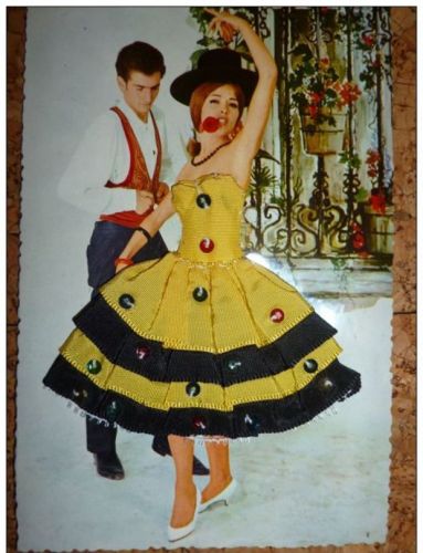 Trachten - Tanzen - Karte mit Stoffkleid